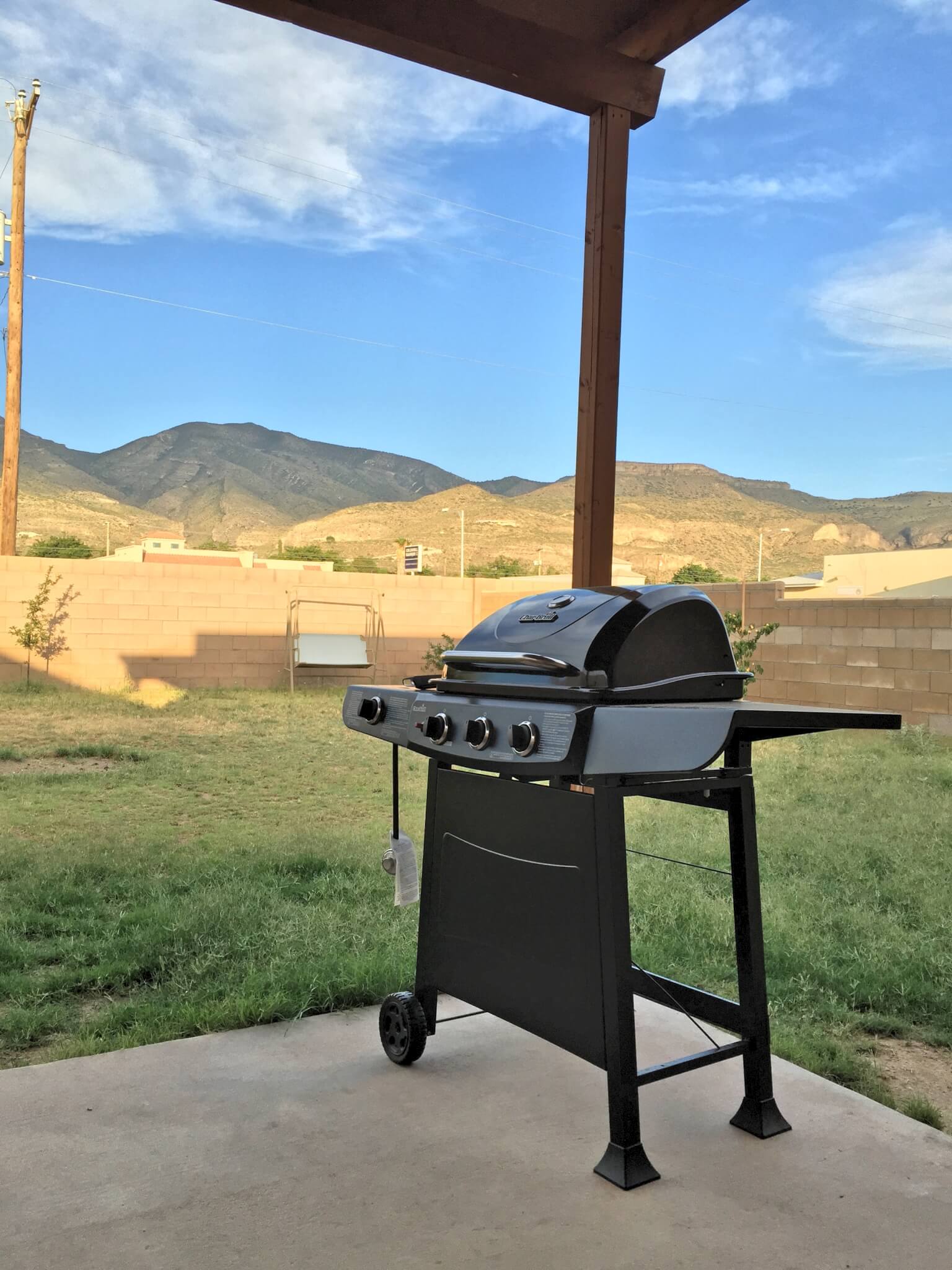 Exterior at Las Alturas 1 - Alamogordo, NM