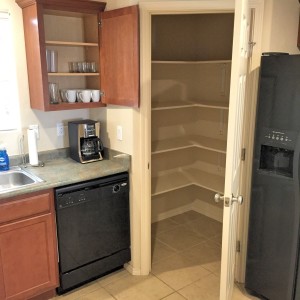 Large pantry and dishwasher. - Las Alturas 1 - Alamogordo, NM house near Holloman AFB