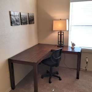 Extra bedroom currently outfitted as office with very functional desk and reading area. - Las Alturas 1 - Alamogordo, NM house near Holloman AFB