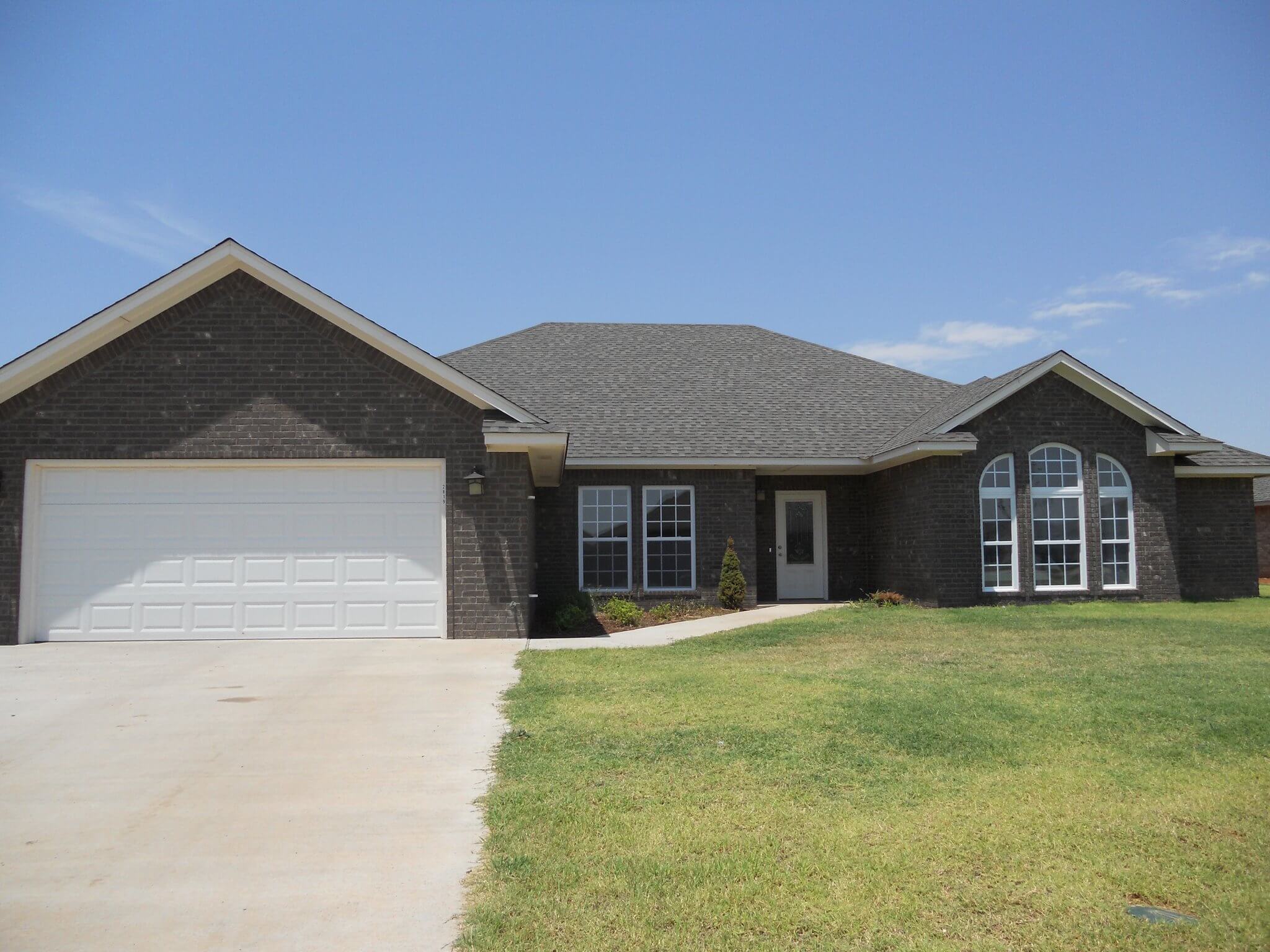 Front of House - Deer Run tdy house rental in Altus, OK near Altus AFB